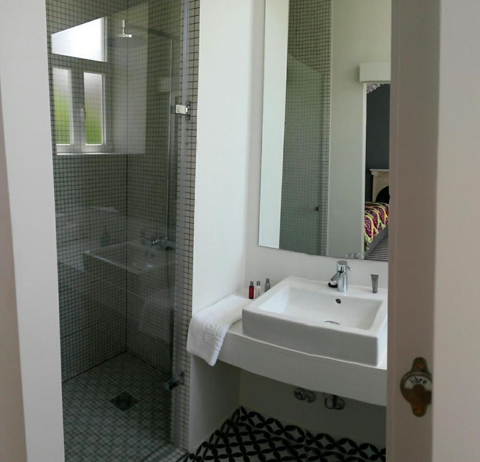 Alcacaria Do Bairro Bed & Breakfast เซตุบาล ภายนอก รูปภาพ