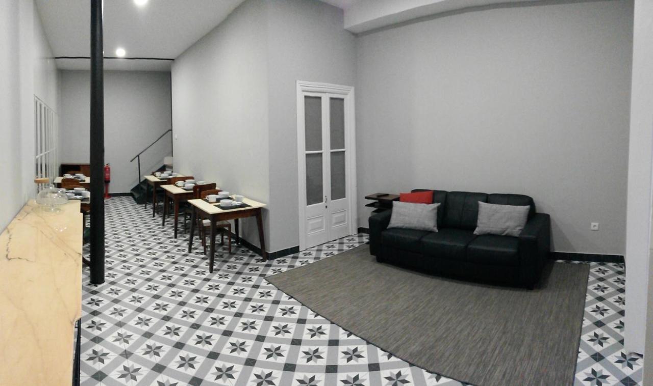Alcacaria Do Bairro Bed & Breakfast เซตุบาล ภายนอก รูปภาพ
