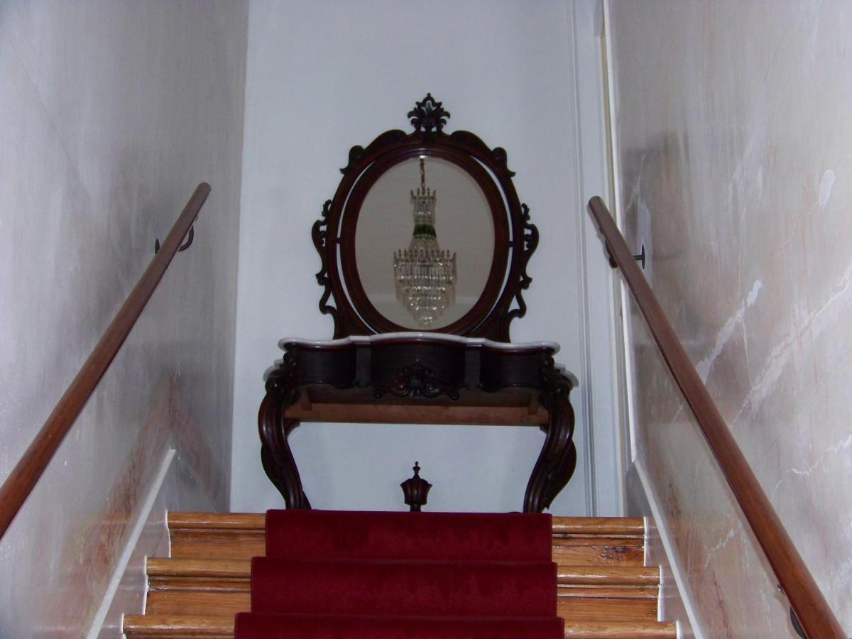 Alcacaria Do Bairro Bed & Breakfast เซตุบาล ภายนอก รูปภาพ